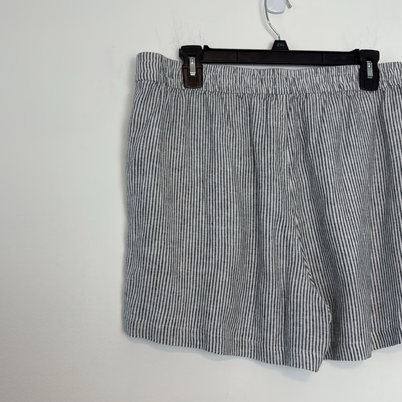 J. Crew Factory Striped Linen Blend Drawstring Shorts. Size Large. - Picture 7 of 14